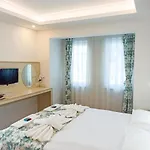 Seril 2 Hotel